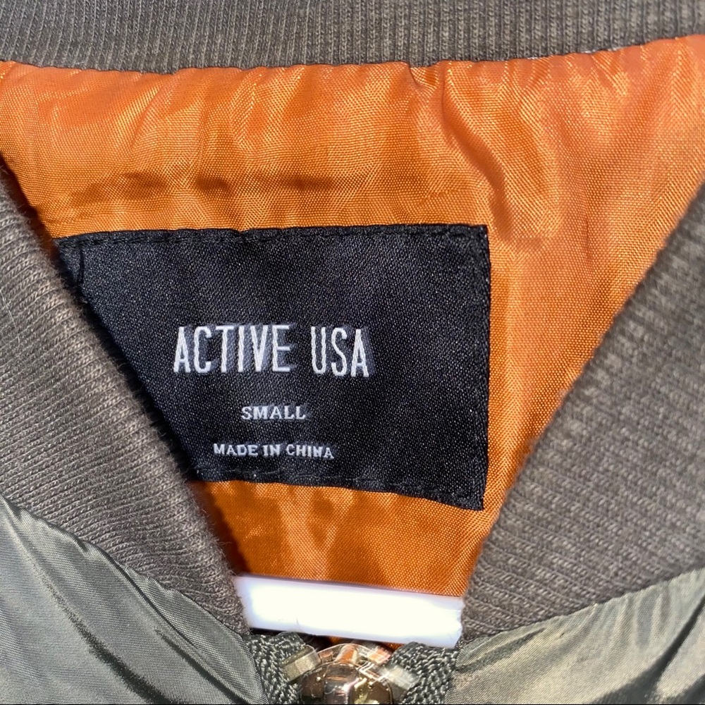 Bomber jacket - Picture 5 of 5